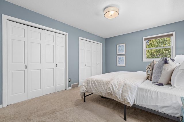 6903 Rosemary Road, Eden Prairie, MN 55346