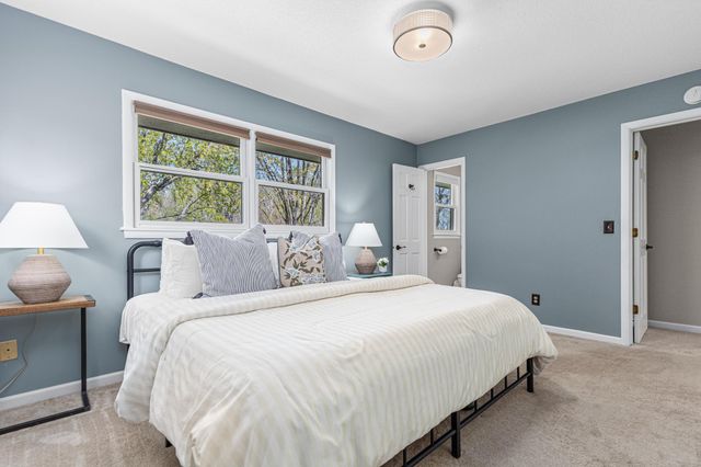 6903 Rosemary Road, Eden Prairie, MN 55346