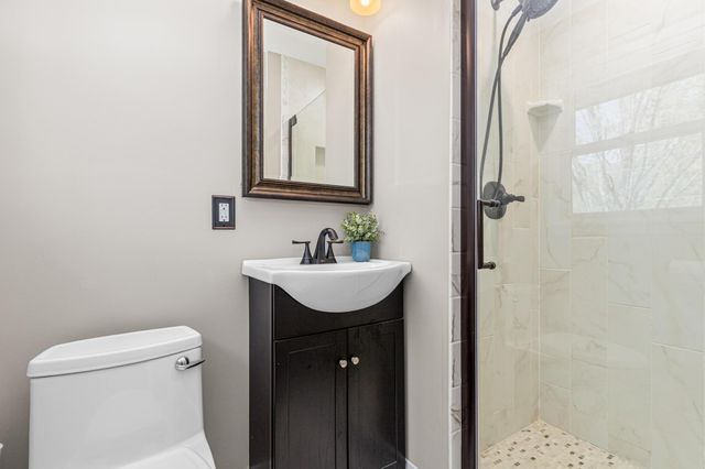 6903 Rosemary Road, Eden Prairie, MN 55346