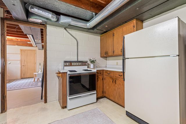 6903 Rosemary Road, Eden Prairie, MN 55346