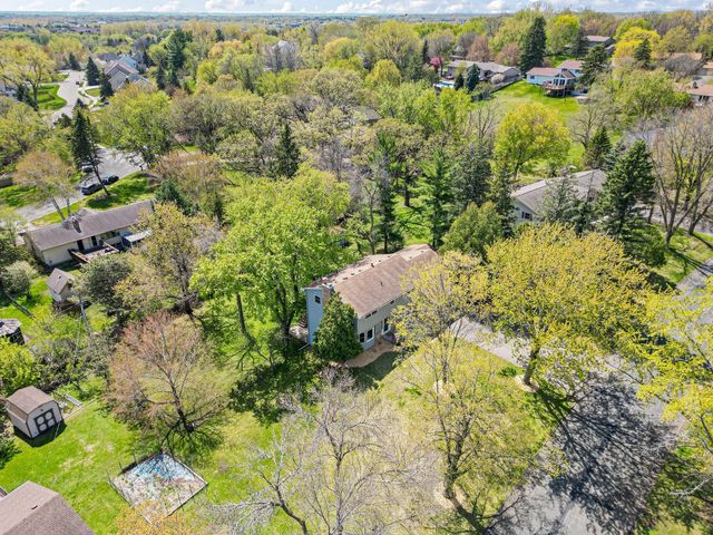6903 Rosemary Road, Eden Prairie, MN 55346