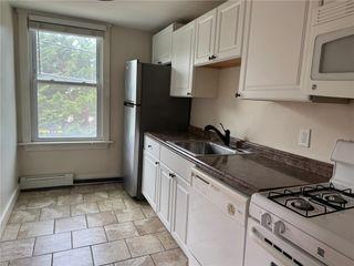38 Freebody Street 208, Newport, RI 02840