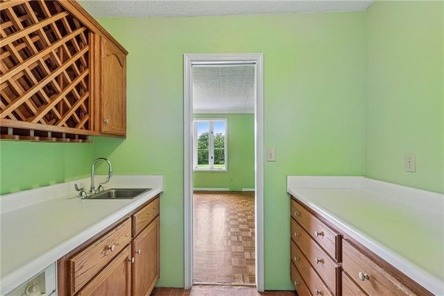 5000 Shrine Park Road, Leavenworth, KS 66048