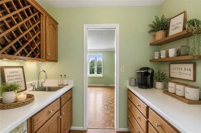5000 Shrine Park Road, Leavenworth, KS 66048