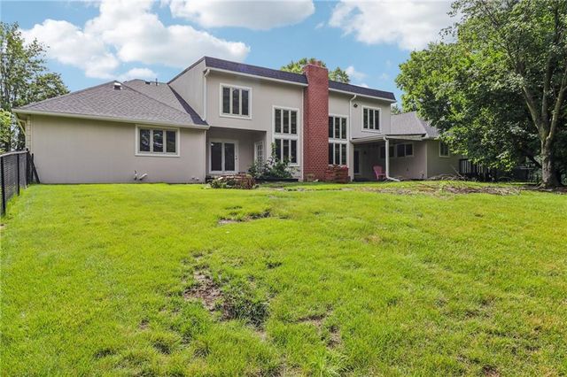 5000 Shrine Park Road, Leavenworth, KS 66048