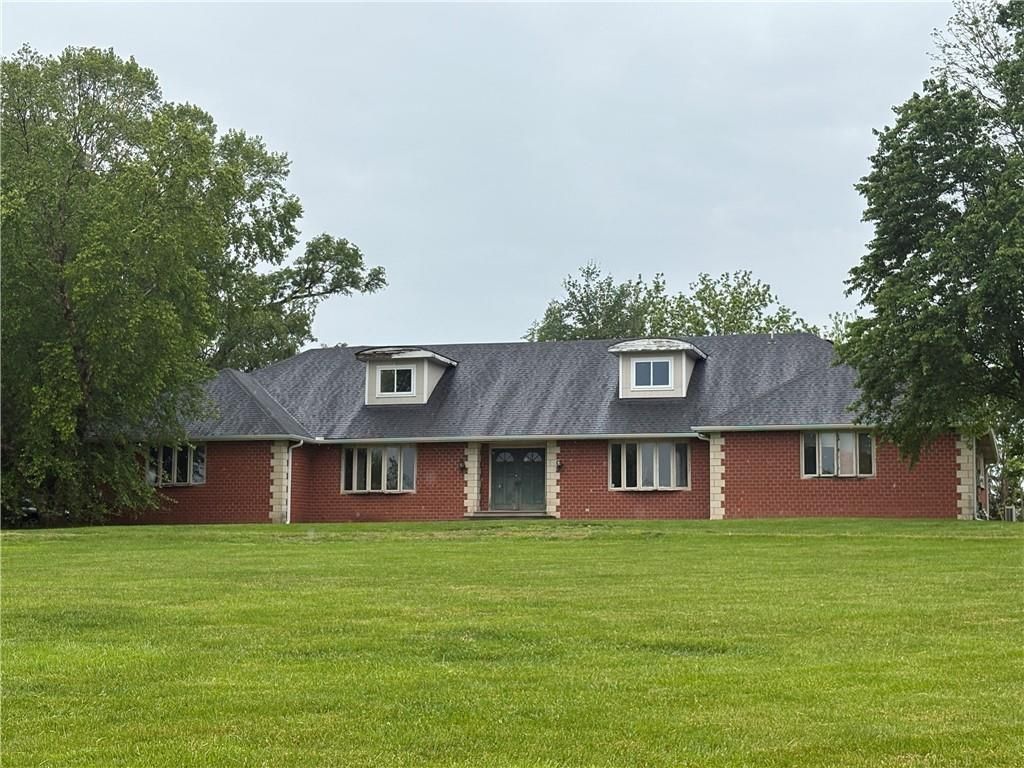 5000 Shrine Park Road, Leavenworth, KS 66048