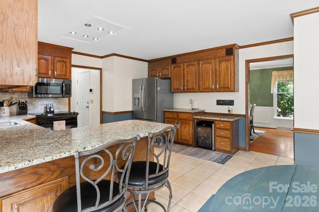 8601 Middleton Circle, Harrisburg, NC 28075