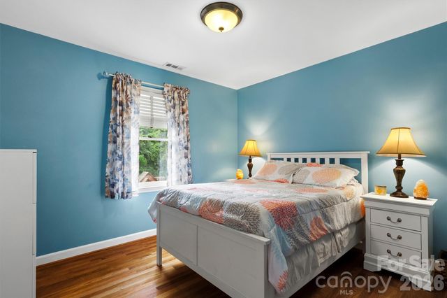 8601 Middleton Circle, Harrisburg, NC 28075