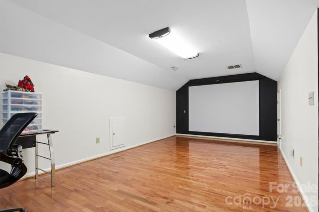 8601 Middleton Circle, Harrisburg, NC 28075