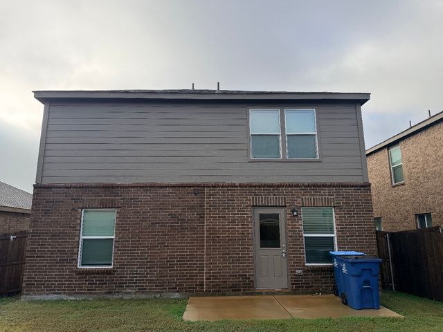 1805 Ballinger Drive, Forney, TX 75126