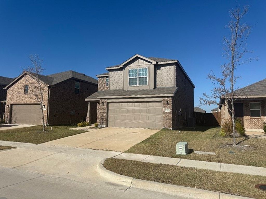 1805 Ballinger Drive, Forney, TX 75126