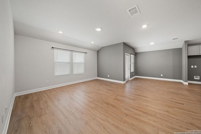 1080 AMBLE OAK, Seguin, TX 78155