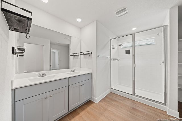 1080 AMBLE OAK, Seguin, TX 78155