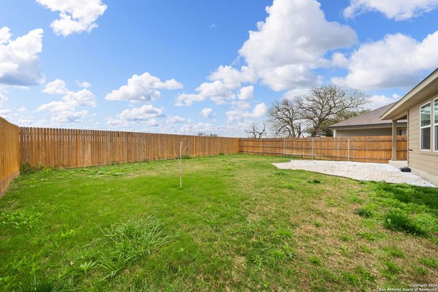 1080 AMBLE OAK, Seguin, TX 78155