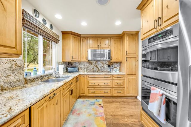 3620 Rancho Sierra Rd, Auburn, CA 95602