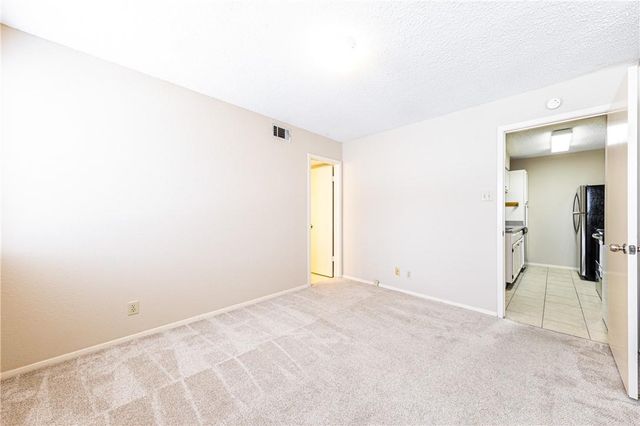 3115 Helms ST 108, Austin, TX 78705