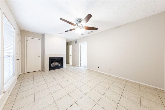 3115 Helms ST 108, Austin, TX 78705