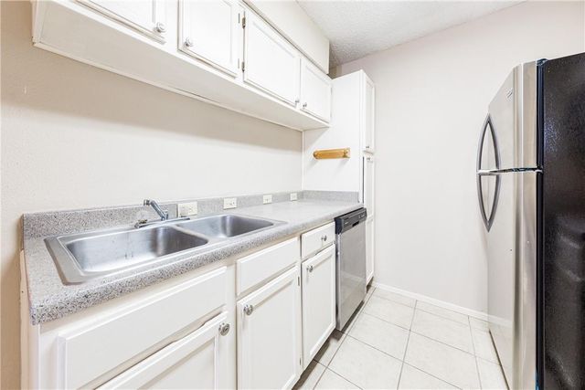 3115 Helms ST 108, Austin, TX 78705