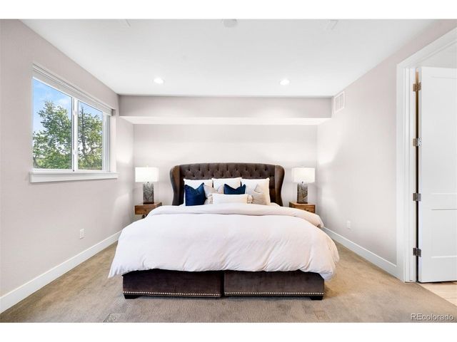 788 Bellaire St, Denver, CO 80220