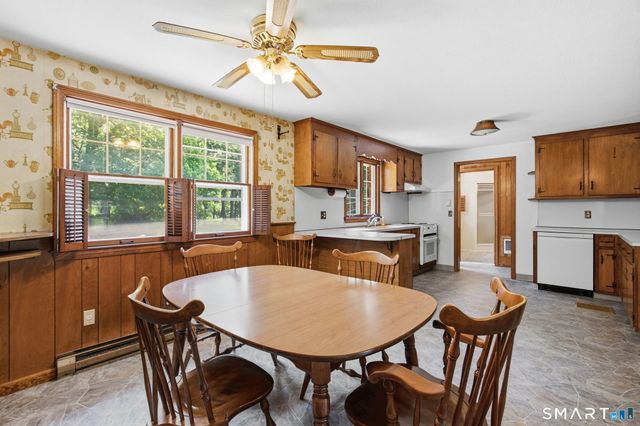 3 Burr Street, Portland, CT 06480