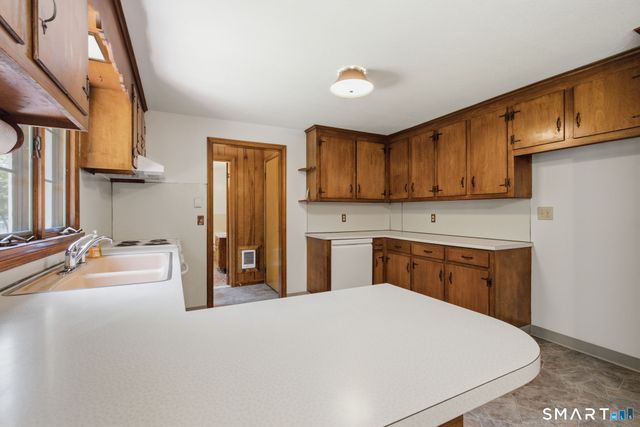 3 Burr Street, Portland, CT 06480