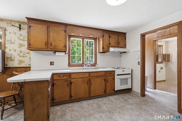 3 Burr Street, Portland, CT 06480