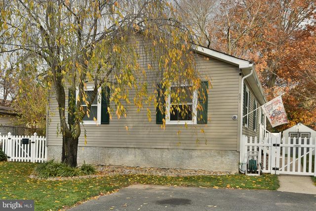 601 FOURTH AVE, Croydon, PA 19021