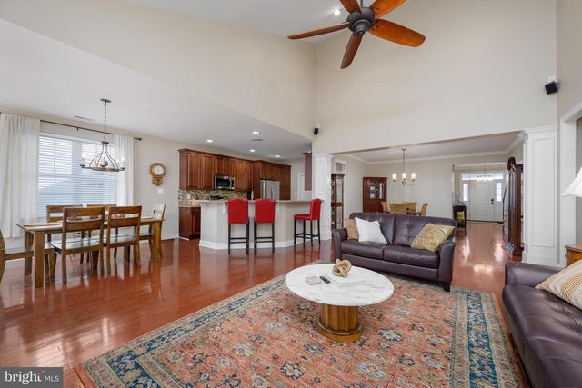 6 DERBY CT, Medford, NJ 08055