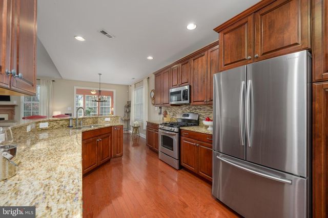 6 DERBY CT, Medford, NJ 08055