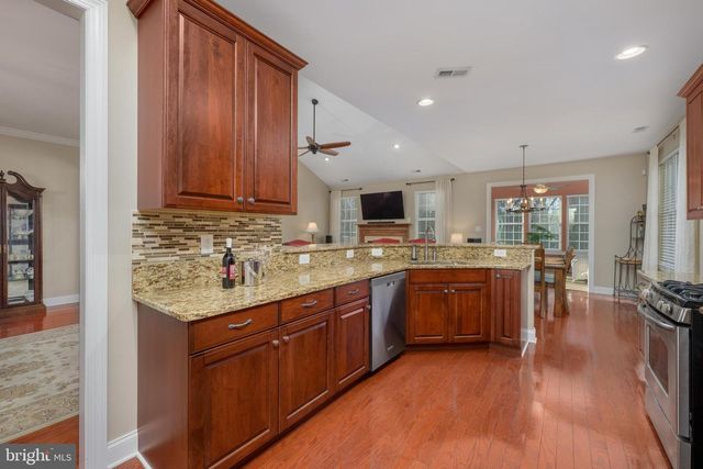 6 DERBY CT, Medford, NJ 08055