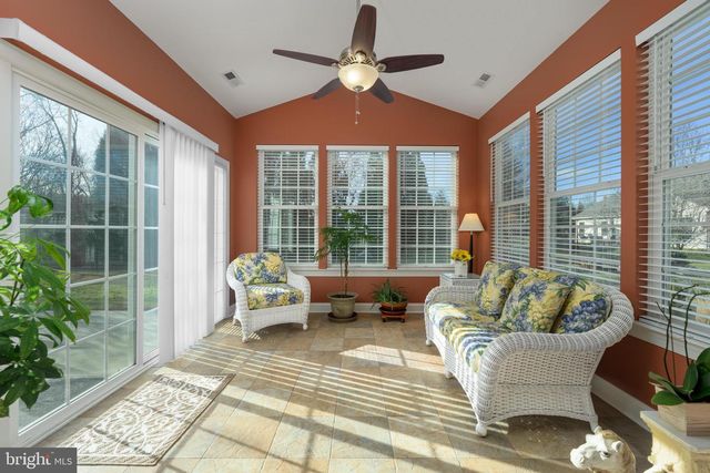 6 DERBY CT, Medford, NJ 08055