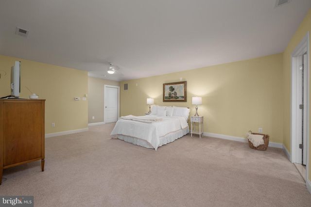 6 DERBY CT, Medford, NJ 08055