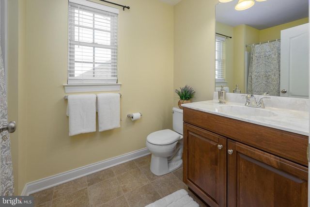 6 DERBY CT, Medford, NJ 08055