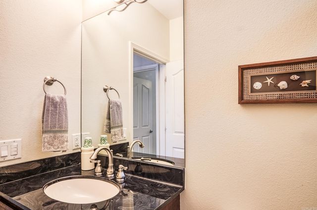 29 Perfecto Way, Hot Springs Village, AR 71909