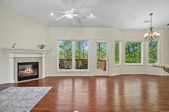 29 Perfecto Way, Hot Springs Village, AR 71909
