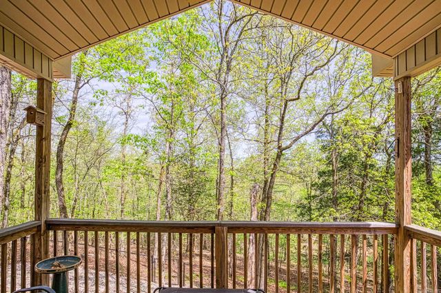 29 Perfecto Way, Hot Springs Village, AR 71909