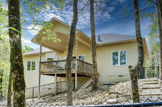 29 Perfecto Way, Hot Springs Village, AR 71909