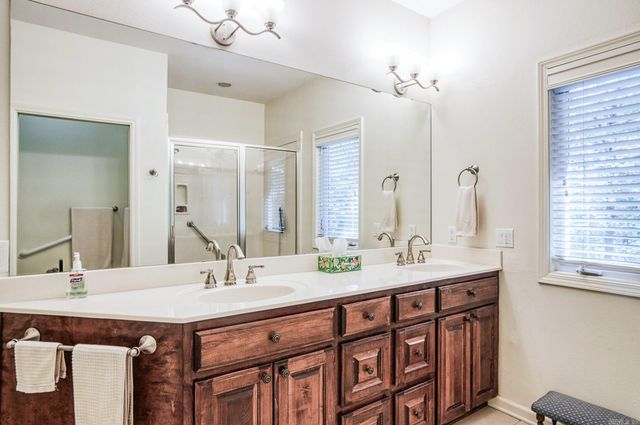 29 Perfecto Way, Hot Springs Village, AR 71909