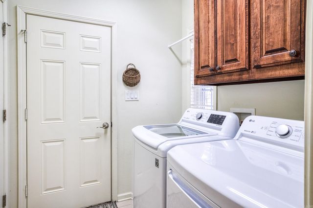 29 Perfecto Way, Hot Springs Village, AR 71909