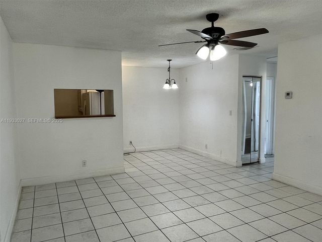 2632 Riverside Dr 2632, Coral Springs, FL 33065