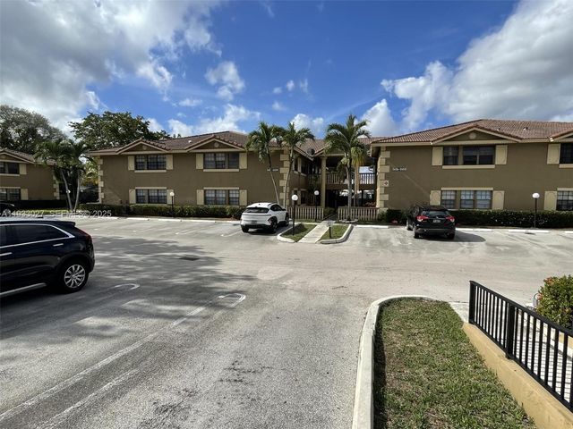 2632 Riverside Dr 2632, Coral Springs, FL 33065