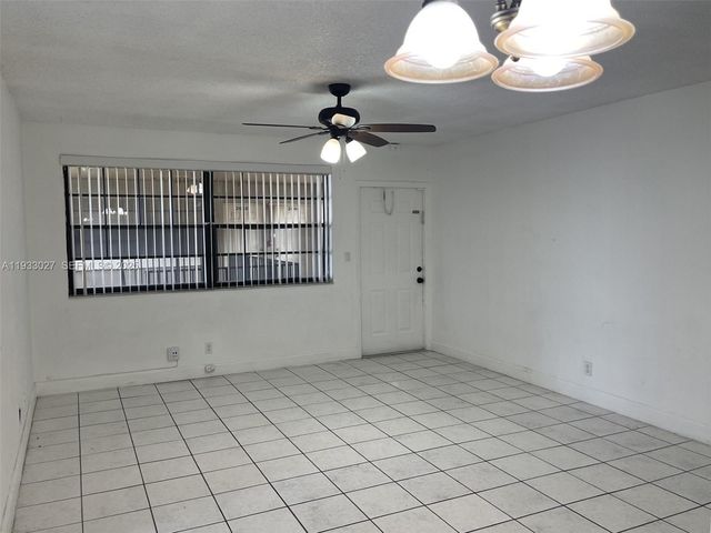 2632 Riverside Dr 2632, Coral Springs, FL 33065