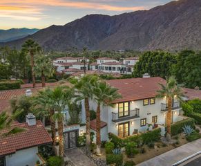 307 W Arenas Road, Palm Springs, CA 92262