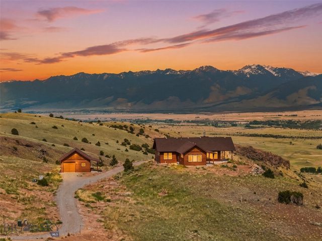 20 Libra Drive, Emigrant, MT 59027