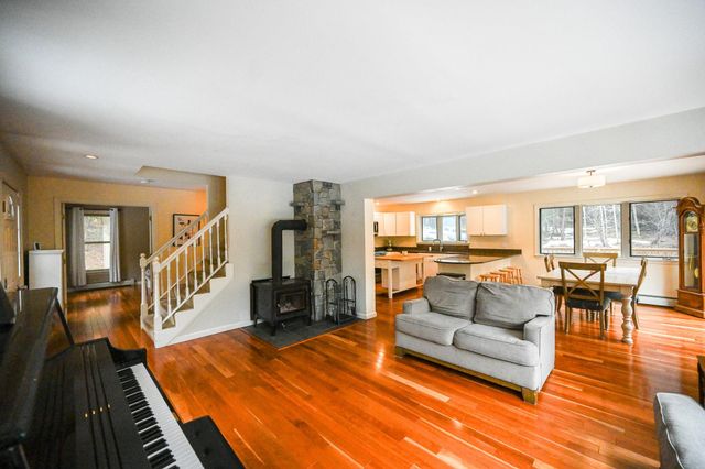 307 Winterbird Road, Stowe, VT 05672