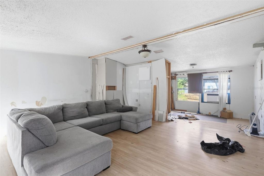 Image 16 of property listing at 36301 PEAK STREET, Zephyrhills, FL 33541