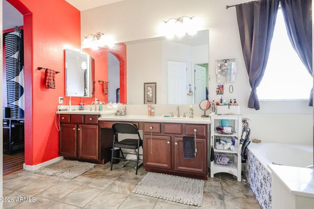42812 N 45TH Drive, New River, AZ 85087