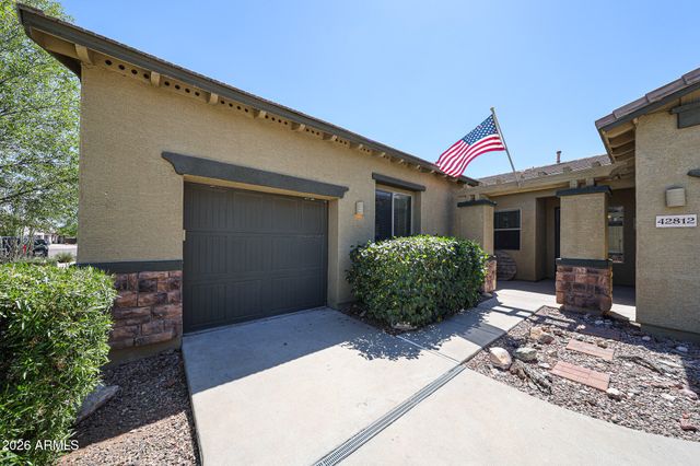 42812 N 45TH Drive, New River, AZ 85087
