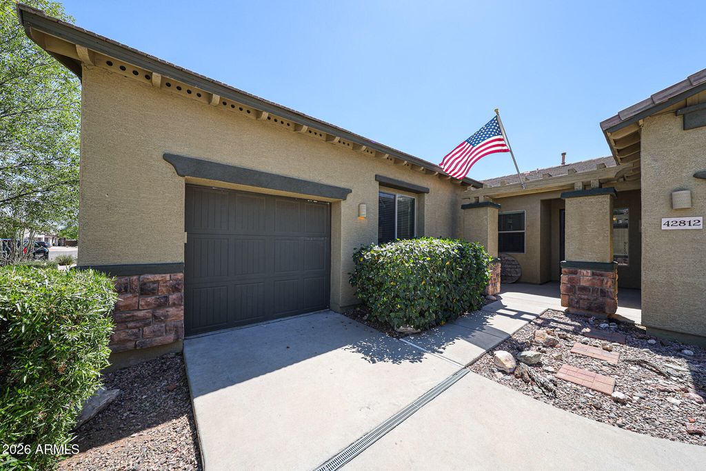 42812 N 45TH Drive, New River, AZ 85087 — photo 5