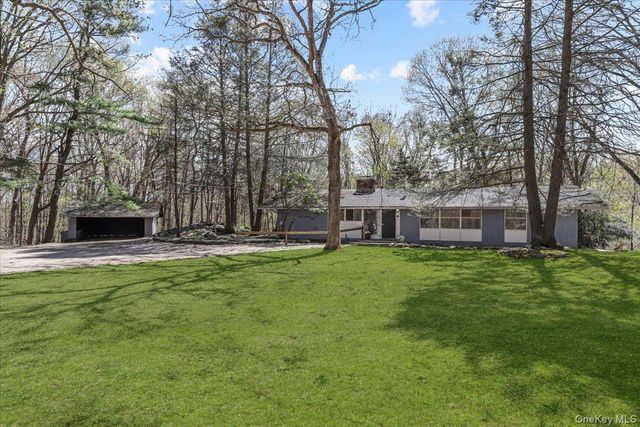 9 E Cradle Rock Road, Pound Ridge, NY 10576